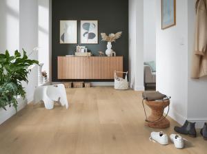 Vinyl flooring